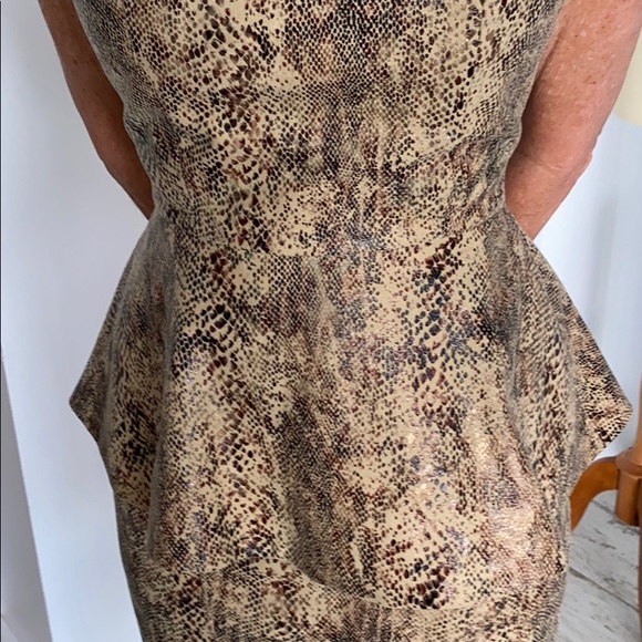 Two piece skirt and top - Picture 3 of 4